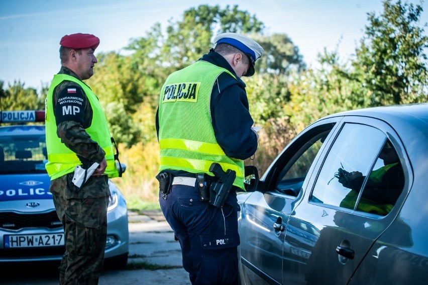 Policyjny kaskadowy pomiar prędkości w Koszalinie