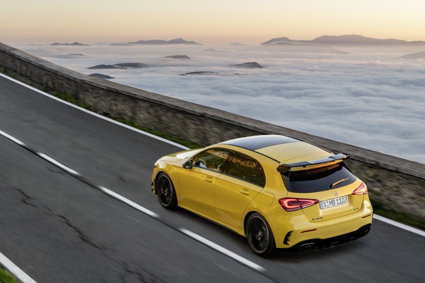 Mercedes-AMG A 35 4MATIC...