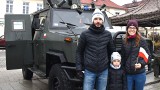 Miasteczko Patriotyczne w Oświęcimiu. Na Rynku stanęły pojazdy wojskowe, stanowiska z bronią i kuchnia wojskowa. Zobaczcie zdjęcia
