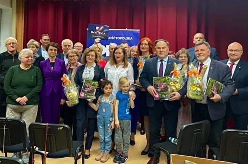Poseł Agata Wojtyszek spotkała się  z mieszkańcami gminy Tarłów. Poruszono najważniejsze lokalne problemy