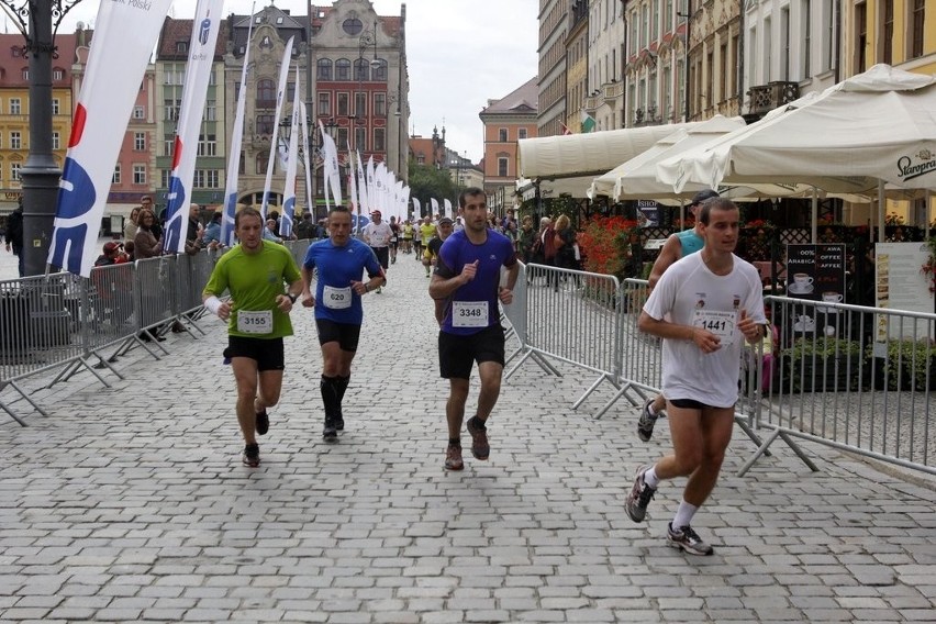 Maraton Wrocław - ZDJĘCIA - zawodnicy z numerami 1401 - 1600