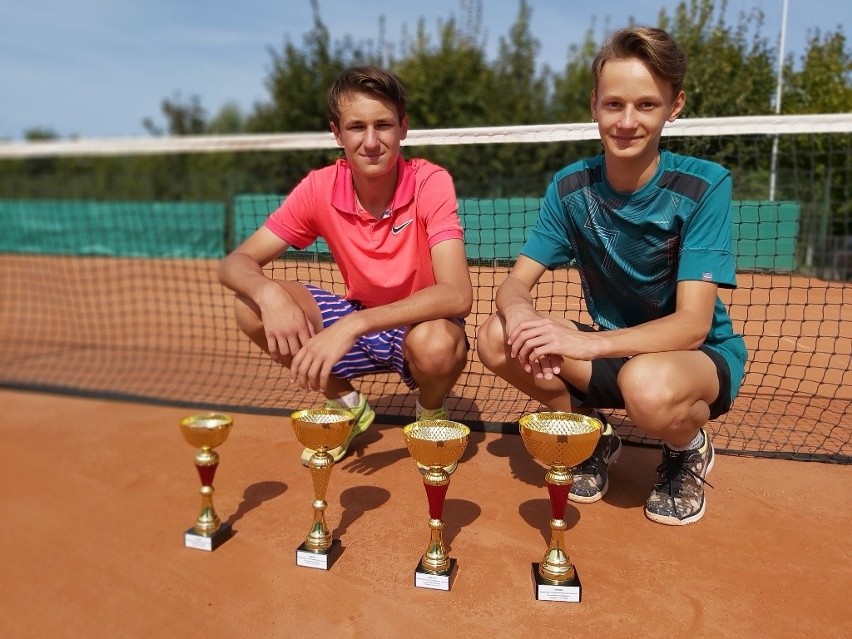 Gabriel Łosiewicz wygrał turniej tenisowy w Pobiedziskach [ZDJĘCIA]
