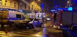 Nocny wypadek w centrum Łodzi. Trzy osoby ranne ZDJĘCIA