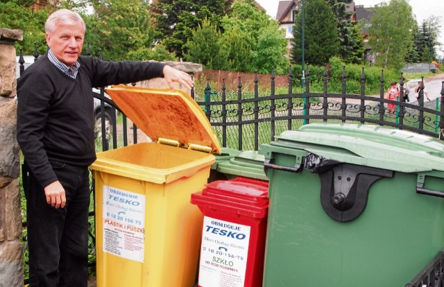Pan Mirosław Wiśniewski już segreguje śmieci. Trochę się obawia tego, co będzie po 1 lipca.