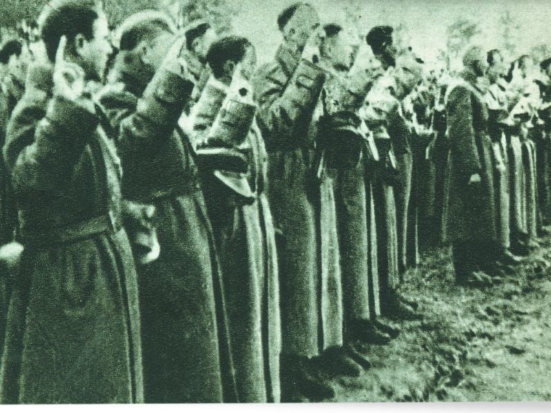 Żołnierze 26 pp składają przysięgę w Hryniewiczach