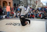 Akcja charytatywna Street Dance w Toruniu. Pomogą tancerzowi w walce z białaczką