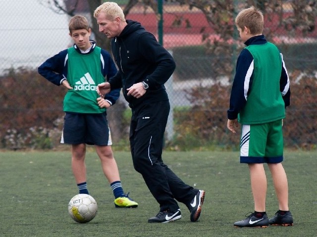 Mariusz Kukiełka osobiście prezentował poszczególne ćwiczenia.