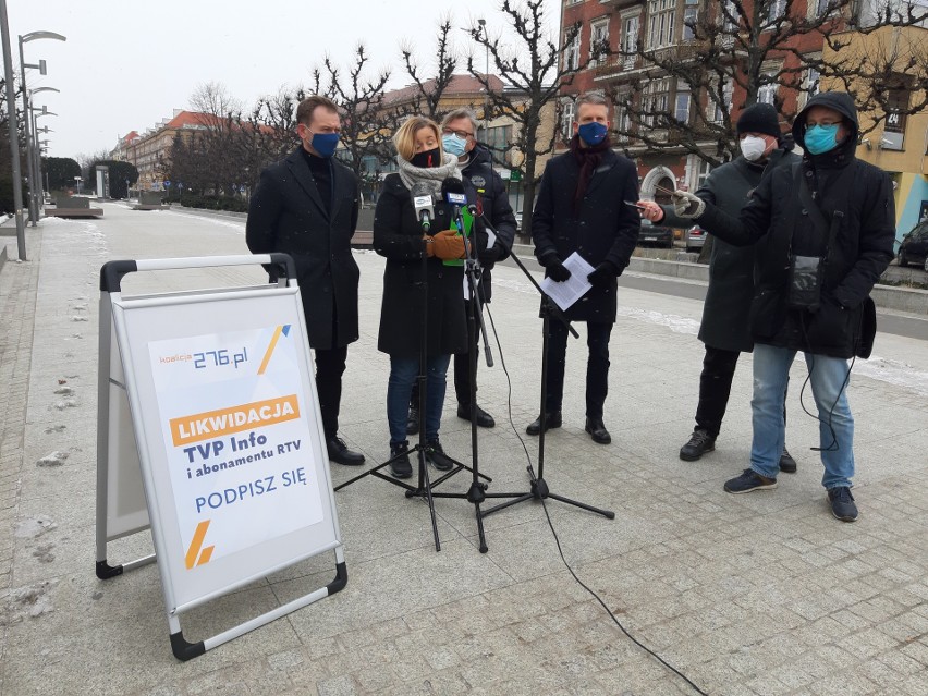 Posłowie PO chcą likwidacji TVP Info i abonamentu RTV. Rozpoczęli zbieranie podpisów 