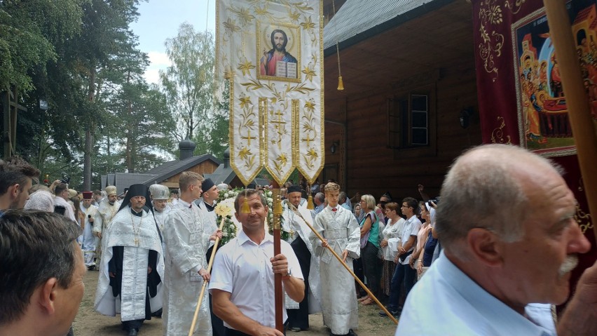 Grabarka 2018. Procesja na koniec święta Przemienienia...