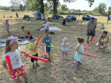 "Letnie harce z kreatywnym podwórkiem" dla najmłodszych na błoniach nad Sanem w Stalowej Woli już w niedzielę