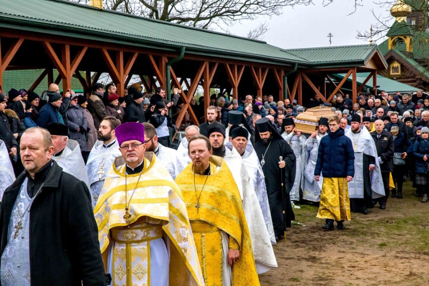 Pogrzeb ojca Gabriela. Setki wiernych żegnały archimandrytę...