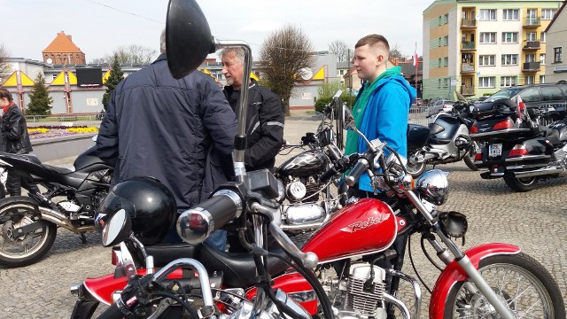 W Sławnie rozpoczęli sezon motocyklowy 2023