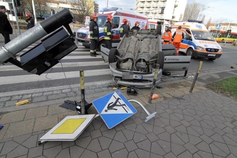 Wypadek na pl. Grunwaldzkim, Wrocław, 25.12.2014