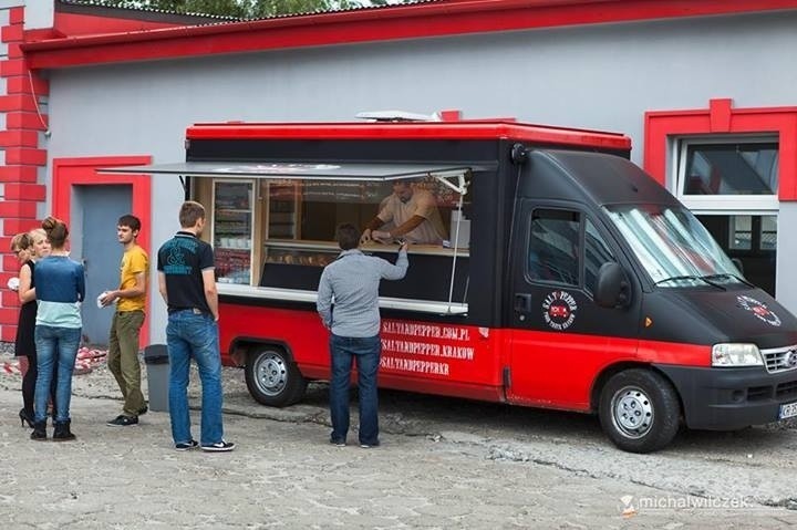 Food Truck Night na Tylnej Mariackiej, jako pierwszy na...