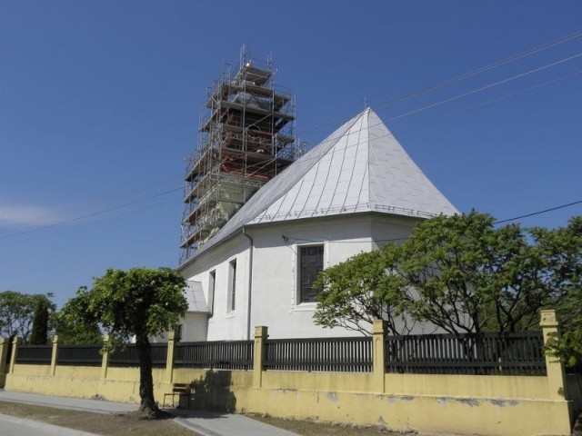 Remont kościoła w Mierzęcinie