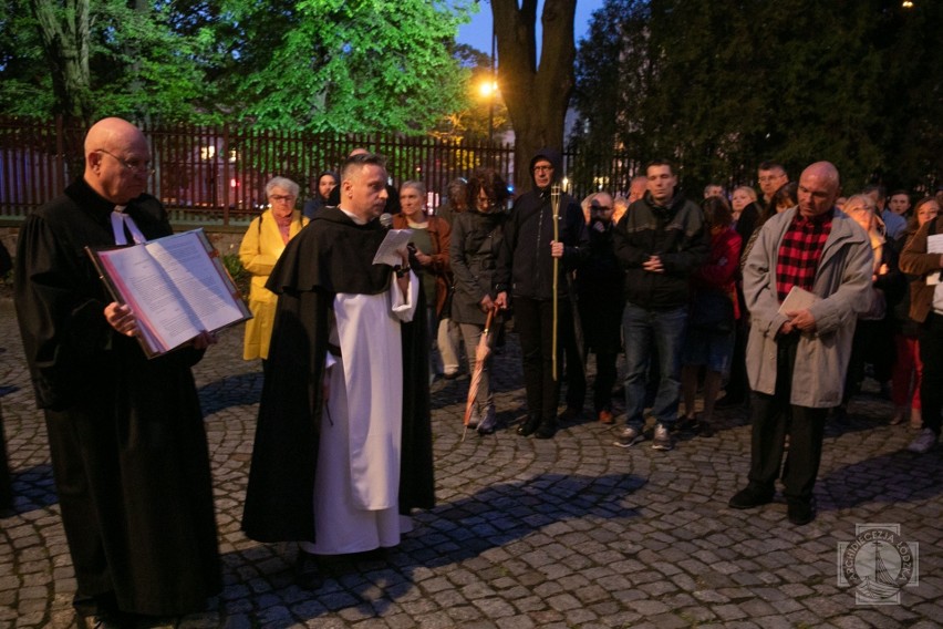 Ekumeniczna Droga Światła znów przeszła ulicami Łodzi ZDJĘCIA