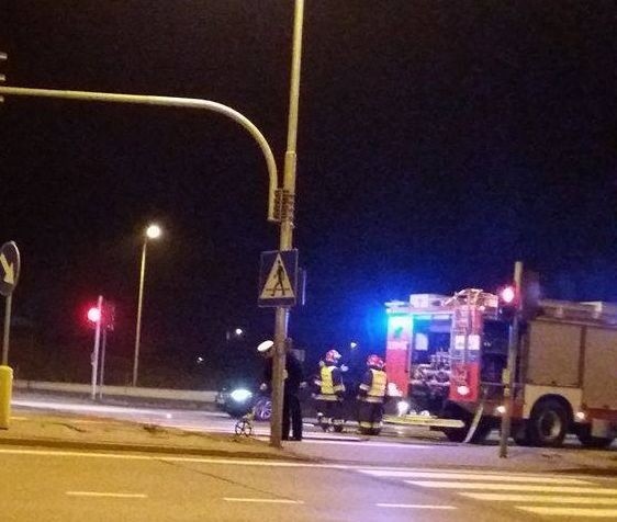 Gmina Jedlińsk. Wypadek na "siódemce" w Jedlance. Dwóch mężczyzn rannych