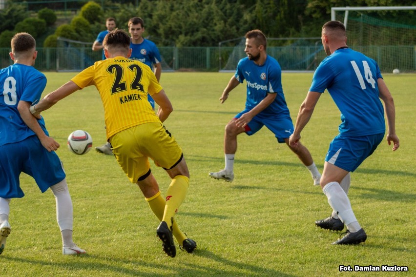 Pierwszy sparing w letnim okresie przygotowawczym rozegrał Sokół Kamień. Beniaminek 4. ligi podkarpackiej zremisował z Sokołem Nisko 2:2