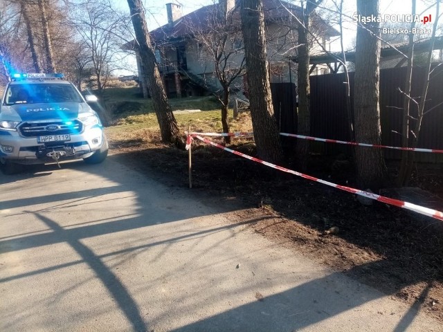 Policjanci zostali poinformowani o odnalezieniu niewybuchu w rejonie jednej z posesji w Międzyrzeczu Górnym przy ulicy Łowieckiej