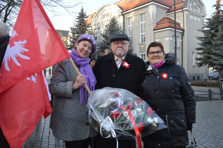 Obchody odbyły się pod pomnikiem Dobosza Powstania...