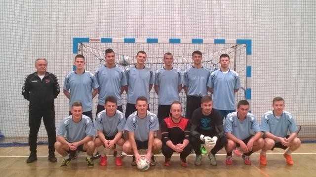 Drużyna mężczyzn UJK Kielce w futsalu awansowała do półfinałów Akademickich Mistrzostw Polski.