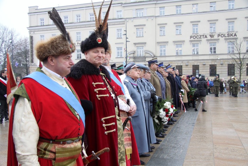 Odsłonięcie pomnika Nieznanego Żołnierza na placu Litewskim w Lublinie (ZDJĘCIA, WIDEO) 