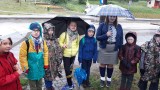 Starachowice. X Jubileuszowy Rajd Malucha. Dzieci zwiedzały wyjątkowe miejsca mimo deszczu