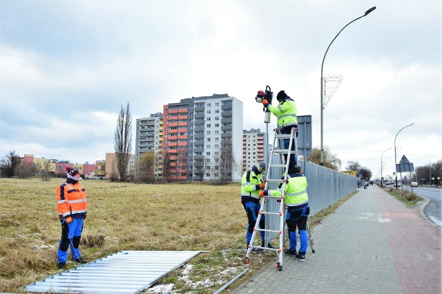 Galeria Tarnobrzeg ma powstać przy ulicy Sikorskiego i Dominikańskiej, na zaniedbanym od lat terenie osiedla Centrum w Tarnobrzegu. Inwestor podaje, że obiekt zostanie oddany do użytku w 2023 roku.