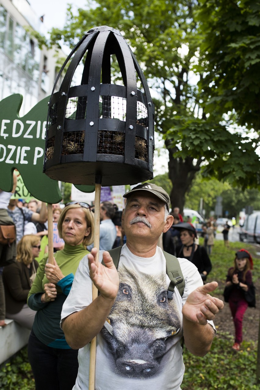 Sesja UNESCO odbyła się w cieniu protestów