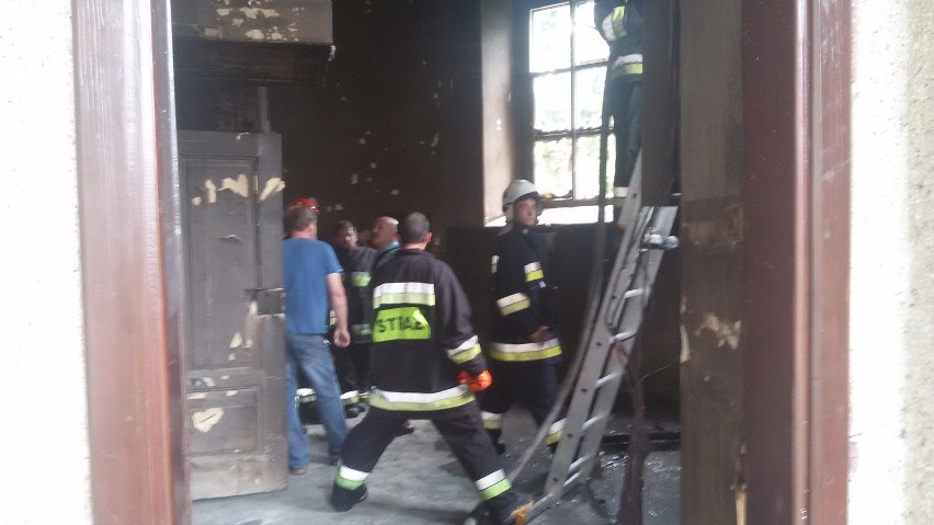 Międzyrzecze Górne: Pożar zakrystii w kościele ewangelickim. Trwa akcja strażaków