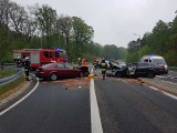 LUBUSKIE. Poważny wypadek na obwodnicy Łęknicy. Dwie osoby w szpitalu [ZDJĘCIA]