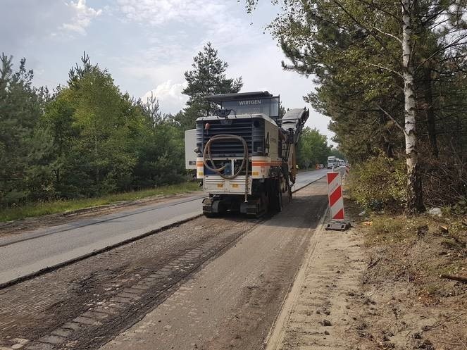 Powiat olkuski. Trwa remont ul. Głównej i Osadowej w Bolesławiu. Uwaga na utrudnienia