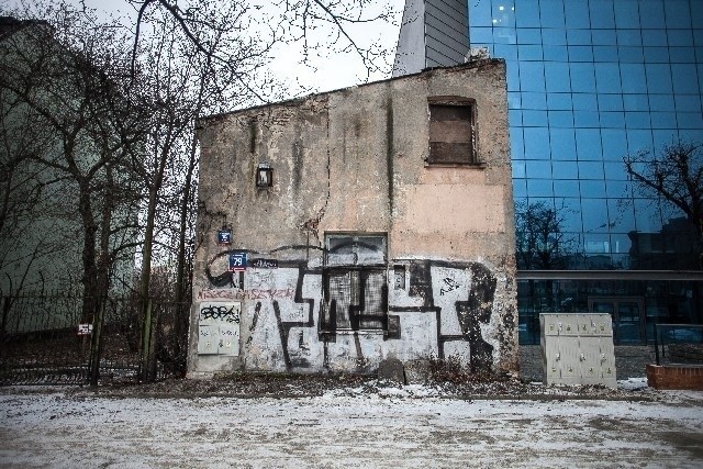 Nowy biurowiec powstanie na tej oto działce.