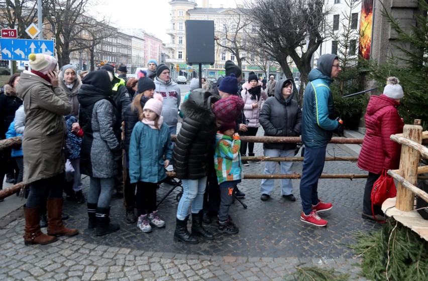 Świętowanie przy Żywej Szopce w centrum Szczecina [ZDJĘCIA, WIDEO]