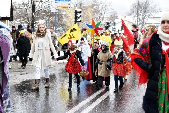 Pokłon Trzech Króli w Nowym Sączu co roku przyciąga setki mieszkańców miasta