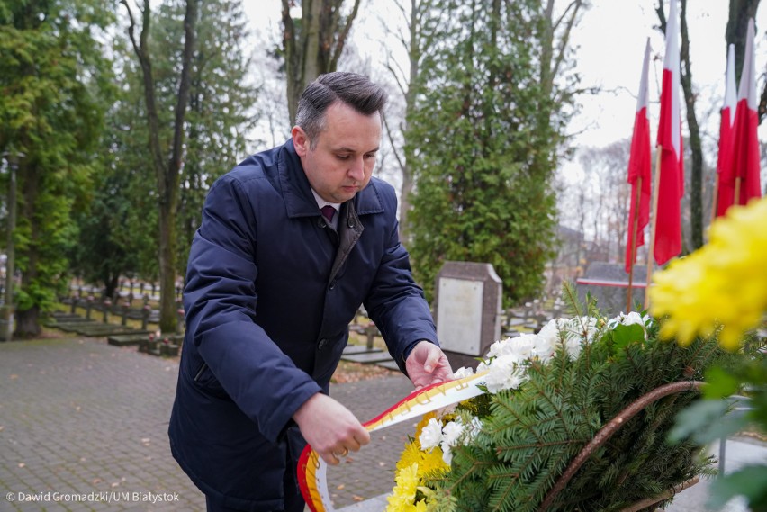 Białystok pamięta o bohaterach. Prezydent złożył kwiaty pod...