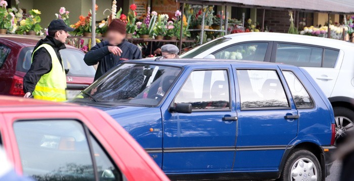 Do zdarzenia doszło w sobotę, 25 października na parkingu...