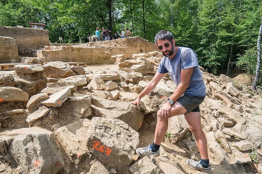 Maszkowice. Archeolodzy odkryli osadę sprzed trzech i pół tysiąca lat! [ZDJĘCIA, WIDEO]