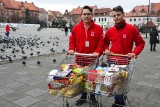 Myślenice. Wolontariusze zbierali żywność dla potrzebujących 