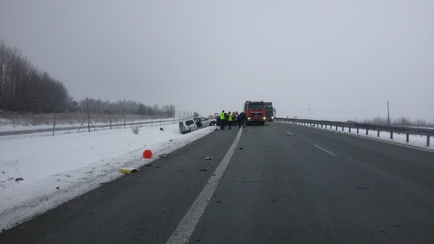 Śmiertelny wypadek na S8 koło Skierniewic. Zginął poseł Rafał Wójcikowski