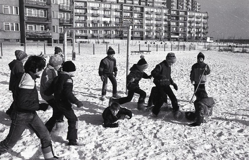 Rok 1987. Ferie na osiedlu Jasna II