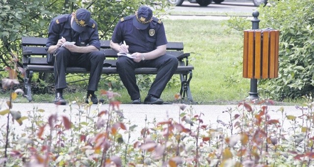 Strażnicy miejscy z Lęborka mają mnóstwo interwencji. Sugerują, że przydałoby się im wsparcie.