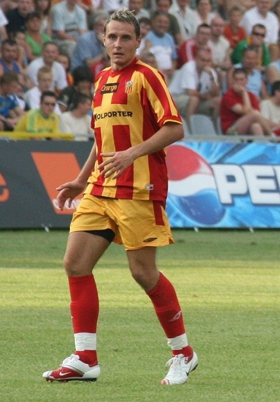 Uczestnik Euro 2008 Paweł Golański rozważa propozycję powrotu do Korony Kielce, w której grał od 2005 do 2007 roku.