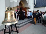 Odlany w Przemyślu i błogosławiony przez papieża dzwon „Głos Nienarodzonych” już na Ukrainie. Został przekazany parafii we Lwowie