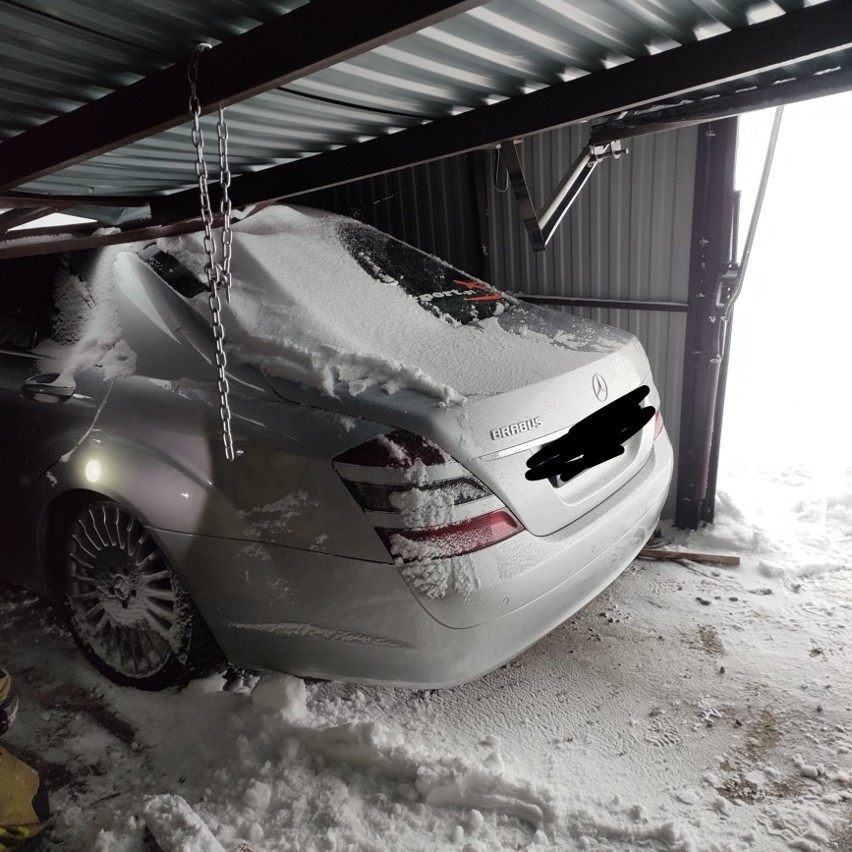 Zawalony garaż w Zakopanem