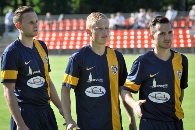 Zawodnicy Ruchu (od lewej): Sławomir Kierdal, Daniel Nowak i Denis Sotor.