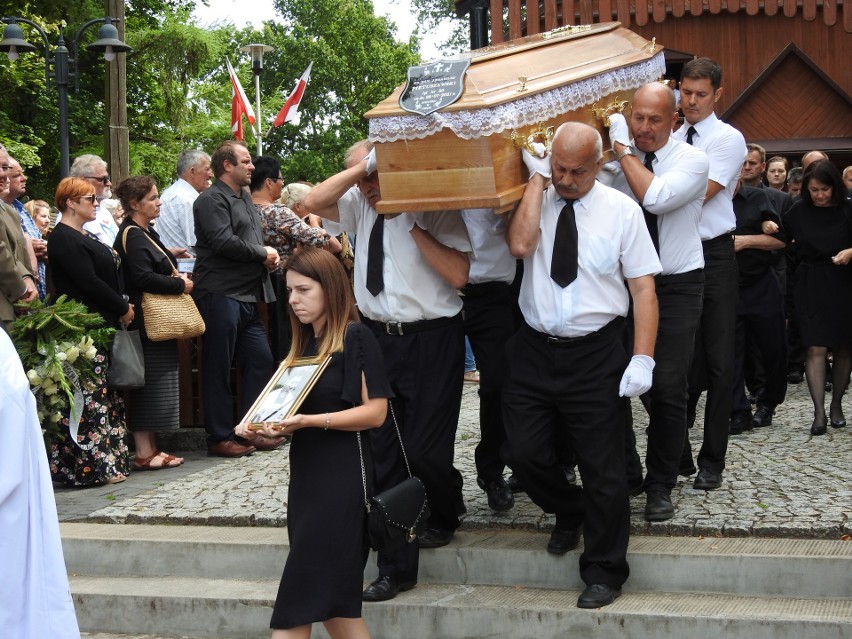 Ks. Arkadiusza Pietuszewskiego pożegnały tłumy