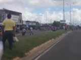 Chaos w Wenezueli - brakuje żywności. Mieszkańcy rzucili się na supermarkety (wideo)