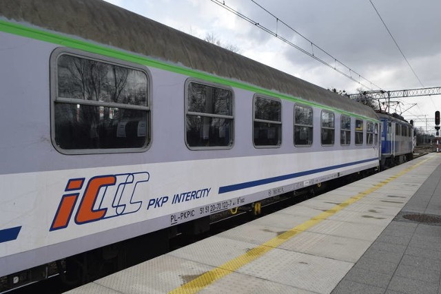 Więcej połączeń z Katowic do Krakowa i Wrocławia w wakacyjnym rozkładzie jazdy PKP Intercity