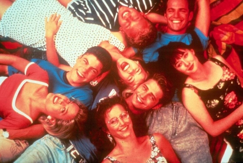 Beverly Hills 90210 - przygody paczki nastolatków z Beverly...